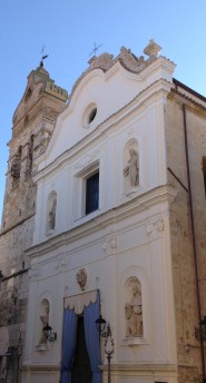 Restauro conservativo 5 opere lapidee ubicate sulla facciata della “Chiesa della SS. Trinità” San Severo -Foggia-