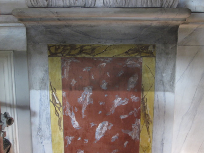 Restauro conservativo dei finti marmi